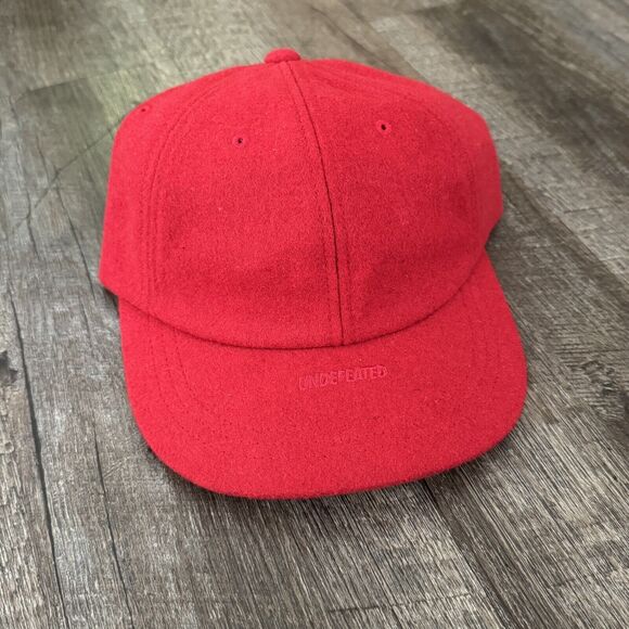 Undefeated Yupoong Sample Not To Be Sold Snapback Red Hat - Picture 1 of 5